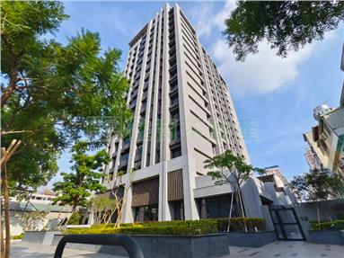 衛武營瑞隆商圈龍鉅3房車位房屋室內格局與周邊環境