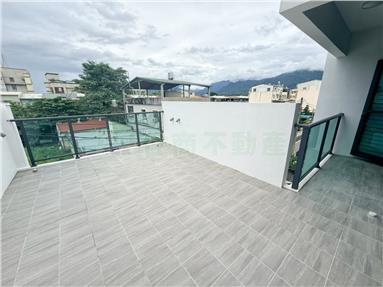 內埔龍泉全新面寬雙車墅I房屋室內格局與周邊環境