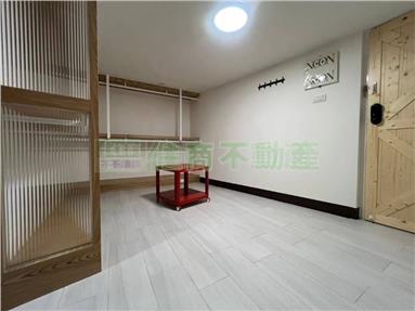 屏東榮總星巴克滿租6套房透天房屋室內格局與周邊環境
