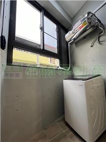 屏東榮總星巴克滿租6套房透天房屋室內格局與周邊環境