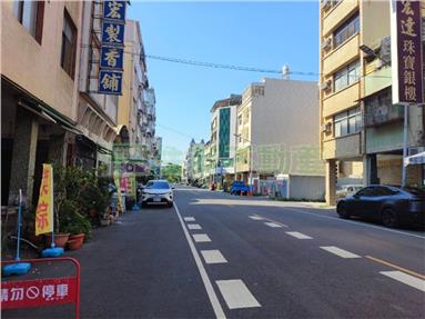 十全國小/後驛捷運華廈樓店房屋室內格局與周邊環境
