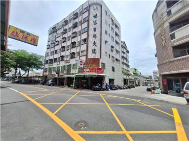 崑山國小優質電梯三房房屋室內格局與周邊環境