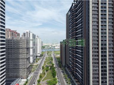 愛琴海露台戶大格局四房平車房屋室內格局與周邊環境