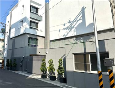 近東區輕屋齡奶茶風優質雙車墅房屋室內格局與周邊環境