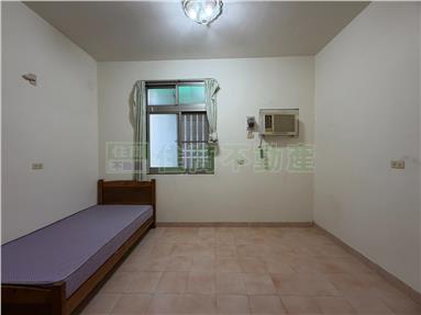 南台奇美芳鄰RC車庫透天房屋室內格局與周邊環境