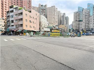 建工商圈採光美寓輕鬆成家房屋室內格局與周邊環境