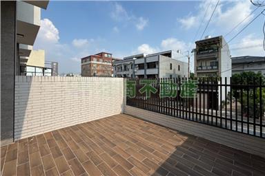 佳里市區鄰路朝南店住B房屋室內格局與周邊環境