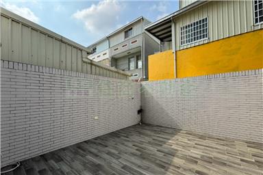 佳里市區鄰路朝南店住B房屋室內格局與周邊環境