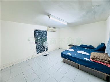 正義車站正街車庫透天房屋室內格局與周邊環境