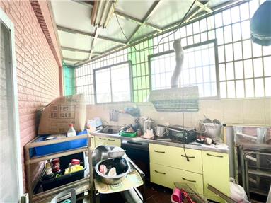 德賢商圈透天美車墅房屋室內格局與周邊環境