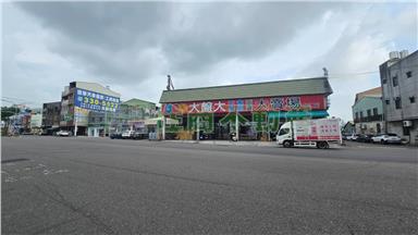 歸仁文化中心旁車庫透天房屋室內格局與周邊環境