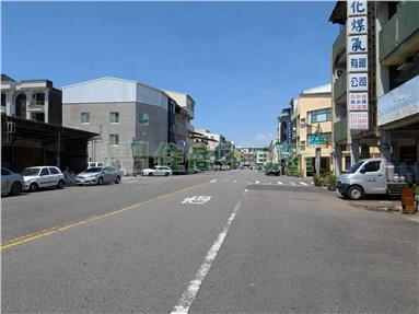 日新學區全新屋況雙套房晶典車庫房屋室內格局與周邊環境