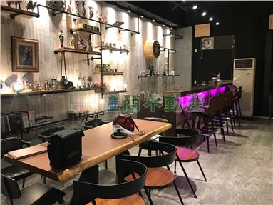 蘭潭DC百坪樓店房屋室內格局與周邊環境