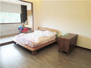 蘭潭DC百坪樓店房屋室內格局與周邊環境