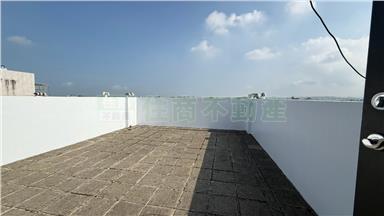 荷蘭市車庫別墅房屋室內格局與周邊環境
