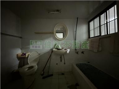 福安宮旁大地坪透天宅房屋室內格局與周邊環境