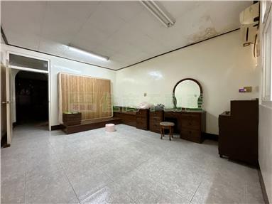 福安宮旁大地坪透天宅房屋室內格局與周邊環境