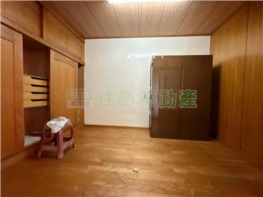 福安宮旁大地坪透天宅房屋室內格局與周邊環境