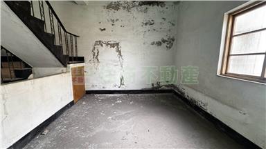 高雄車站旁潛力老屋房屋室內格局與周邊環境
