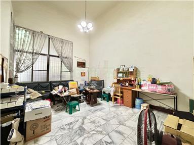 榮總大地坪車庫透天房屋室內格局與周邊環境