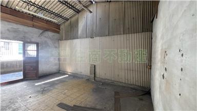 演藝廳旁改造潛力宅房屋室內格局與周邊環境