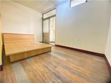 大寮美透天優質店住房屋室內格局與周邊環境