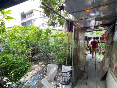 小港稀有庭院透天房屋室內格局與周邊環境