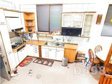中華捷運商圈邊間自建透墅房屋室內格局與周邊環境