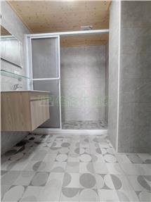 歐洲世界整新三房平車房屋室內格局與周邊環境