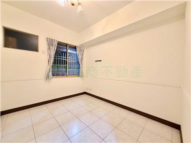 河堤商圈美三房房屋室內格局與周邊環境