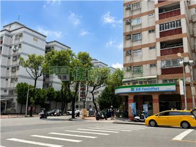 鳳山中崙二標景觀三房房屋室內格局與周邊環境