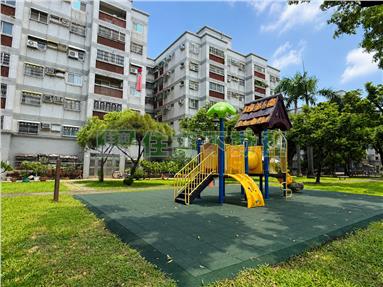 鳳山中崙二標景觀三房房屋室內格局與周邊環境