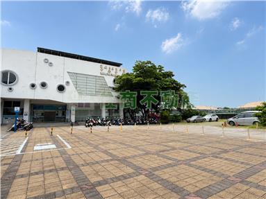 鳳山中崙二標景觀三房房屋室內格局與周邊環境