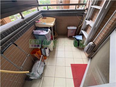 鳳山新城大坪數美三房房屋室內格局與周邊環境
