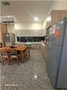 A4東港學區旁 豪華大車庫別墅房屋室內格局與周邊環境