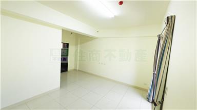 楠梓82期|近都會公園店住透天房屋室內格局與周邊環境