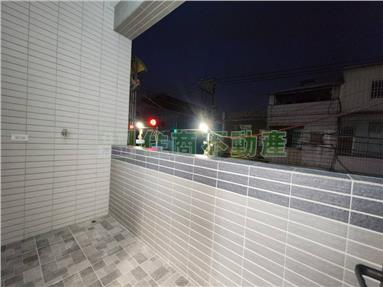 大寮中庄國小整新騎樓店住房屋室內格局與周邊環境