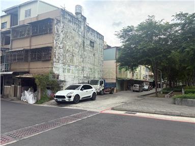 綠園道首排|火車站旁1+2透天房屋室內格局與周邊環境