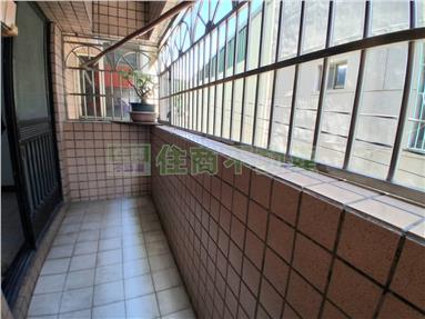 王生明路1+2小資店住首選房屋室內格局與周邊環境