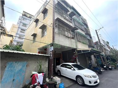 鳳山透天自用投資兩相宜房屋室內格局與周邊環境