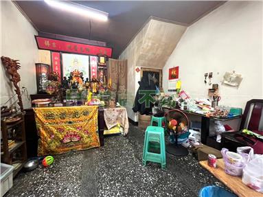 鳳山透天自用投資兩相宜房屋室內格局與周邊環境