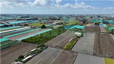 西螺三塊厝段有電有水角窗農地B房屋室內格局與周邊環境