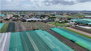 西螺三塊厝段有電有水角窗農地B房屋室內格局與周邊環境