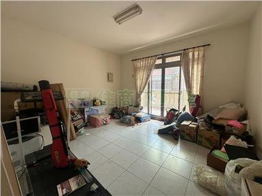 崇蘭國小正四樓孝親車墅房屋室內格局與周邊環境