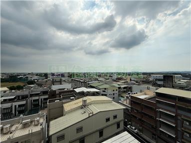 榮總歡天喜地新整平車美廈房屋室內格局與周邊環境