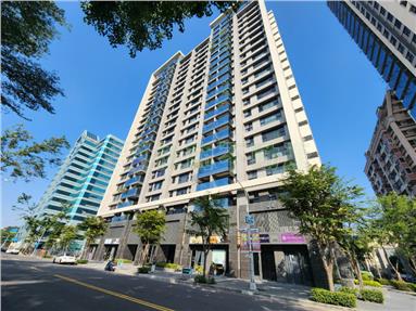 國泰聚三角窗收租店面房屋室內格局與周邊環境