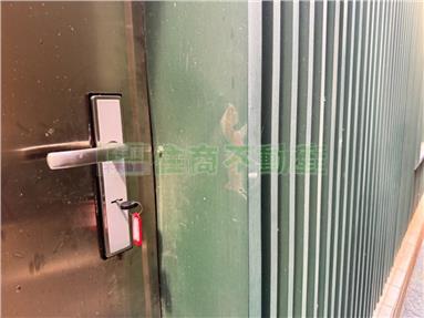 後驛火車站前翻新優質透天金店面房屋室內格局與周邊環境
