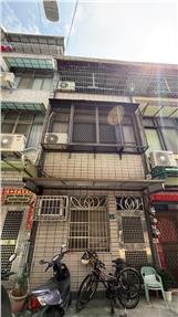 金俗!三多商圈低總透天