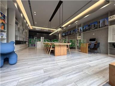 鄭子寮朝南.三面採光大面寬店面房屋室內格局與周邊環境