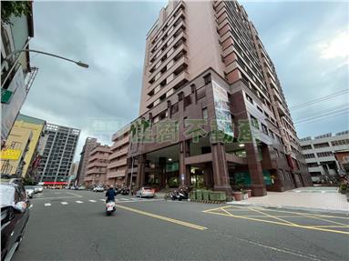 C31輕軌聖功醫院站4房公寓二房屋室內格局與周邊環境